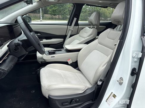 Certified 2023 Nissan Ariya FWD image 19