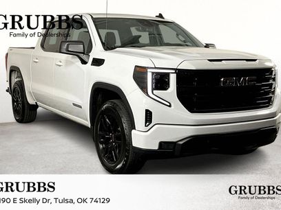 Used 2022 GMC Sierra 1500 Elevation