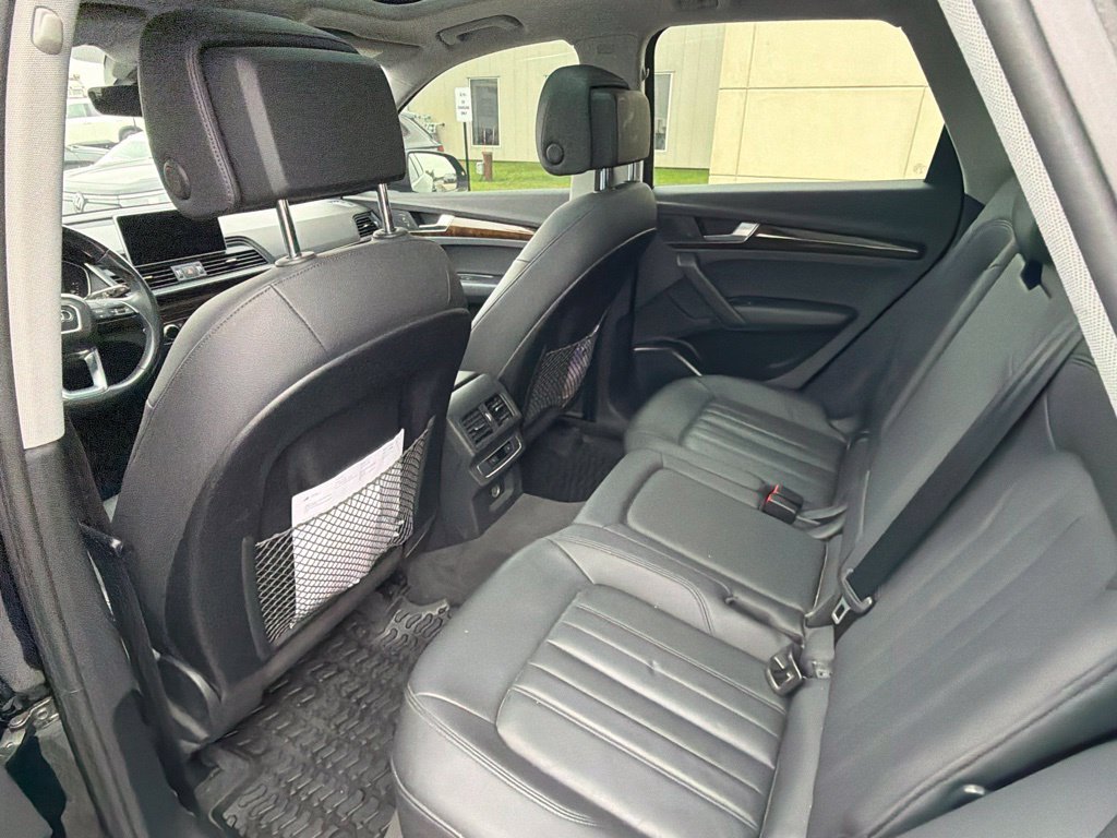 Used 2020 Audi Q5 e Premium w/ Convenience Package AWD/4WD image 8