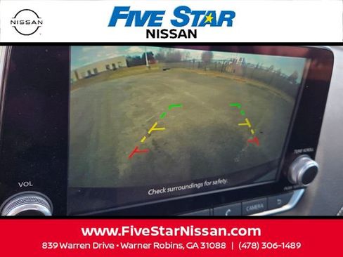 Used 2022 Nissan Sentra SV FWD image 21