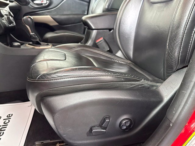 Used 2018 Jeep Cherokee Limited w/ High Altitude Package AWD/4WD image 14