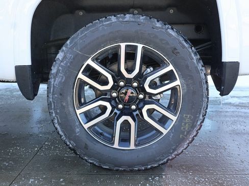 New 2026 GMC Sierra 1500 AT4 w/ AT4 Premium Package image 51