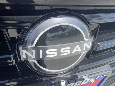 Used 2025 Nissan Versa SV FWD image 29