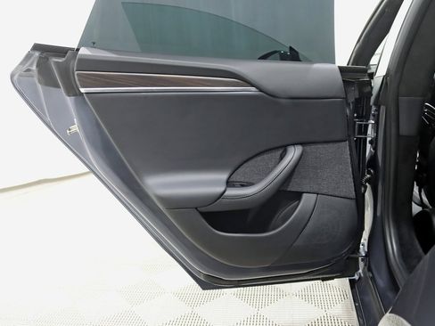 Used 2023 Tesla Model S Standard Range image 37