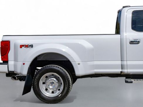 Used 2022 Ford F450 Lariat w/ Chrome Package image 7