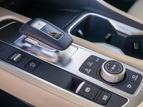 Certified 2025 INFINITI QX60 Pure image 18