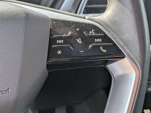 Used 2023 Audi Q4 e-tron Premium w/ Convenience Package image 17