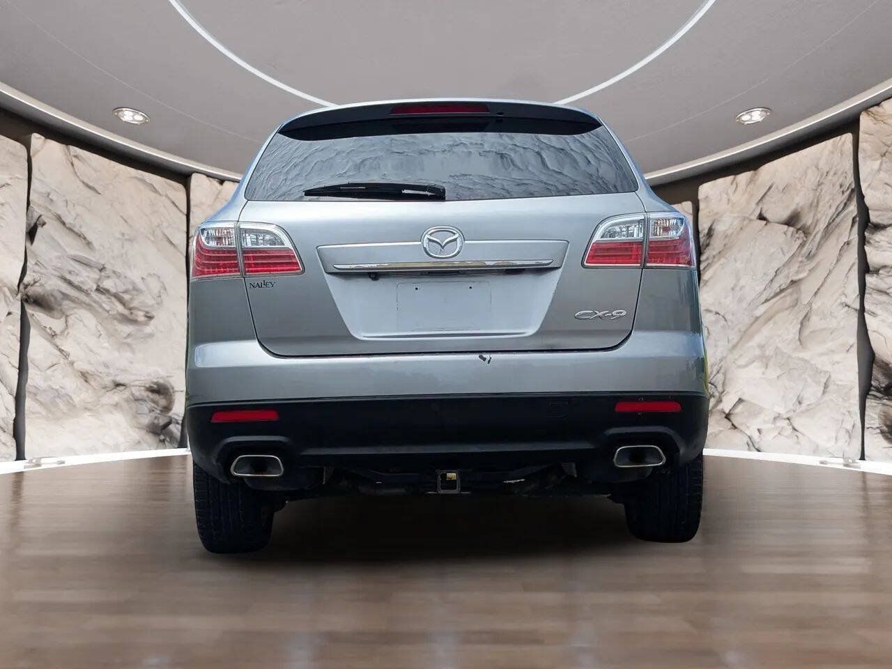 Used 2010 MAZDA CX-9 Grand Touring w/ Moonroof & Bose Audio Pkg FWD image 10