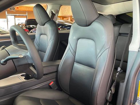 Used 2023 Tesla Model Y Long Range image 14