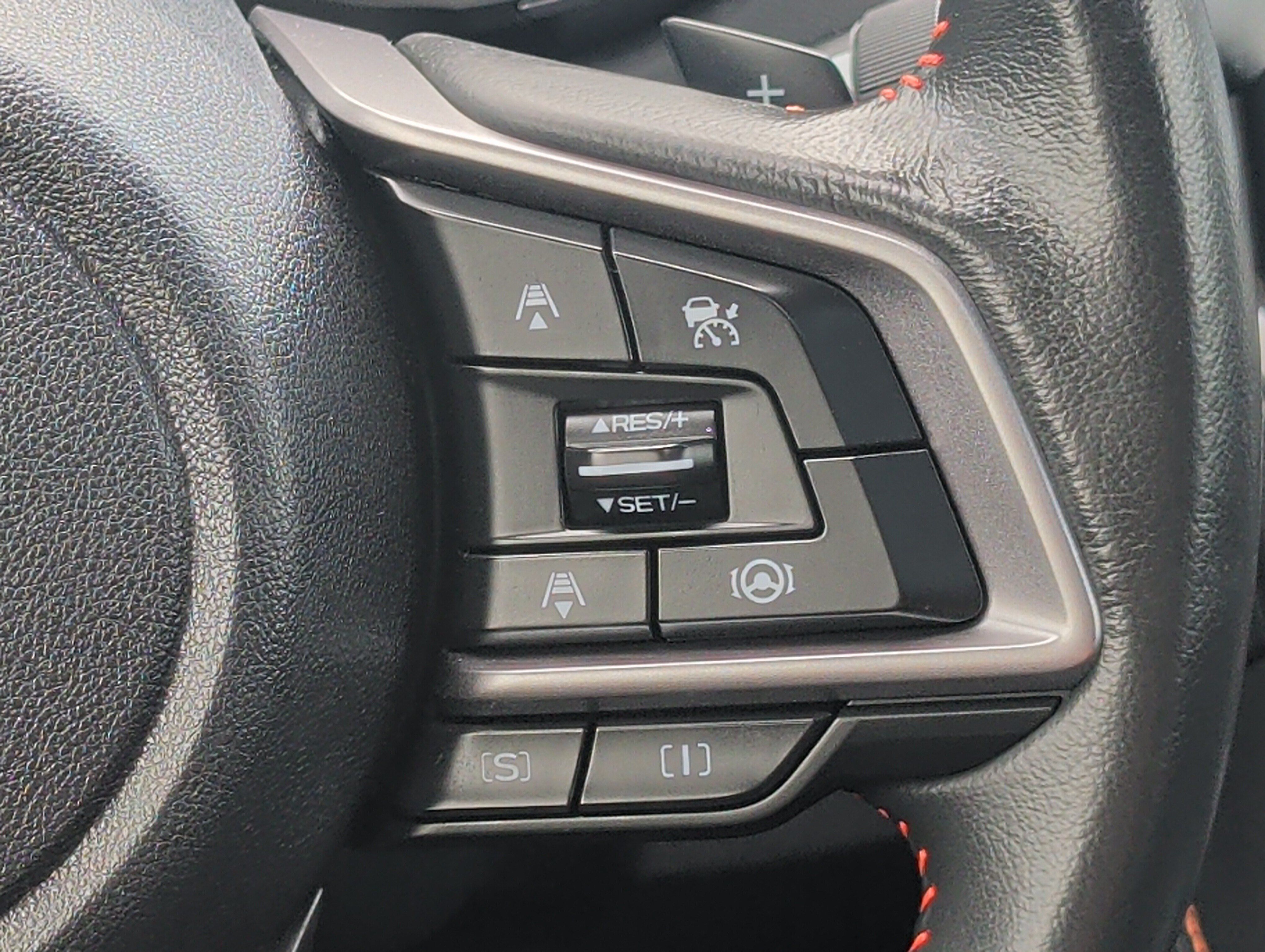 Used 2023 Subaru Crosstrek 2.5i Limited AWD/4WD image 29