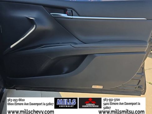 Used 2019 Toyota Camry XLE w/ Carpet Mat Package FWD image 21