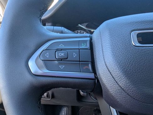 New 2026 Jeep Compass Limited image 19