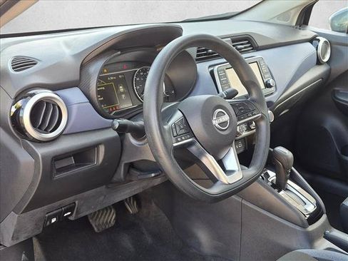 Used 2024 Nissan Versa SV FWD image 10