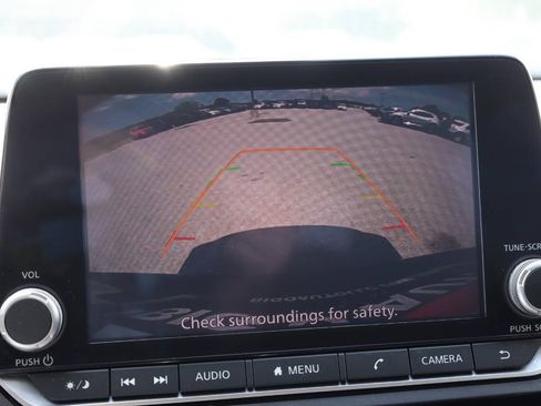Used 2023 Nissan Altima 2.5 SV FWD image 22
