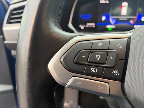 Used 2024 Volkswagen Jetta SE FWD image 44