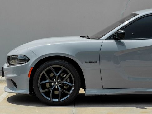 Used 2022 Dodge Charger R/T w/ Blacktop Package RWD image 10