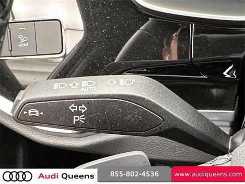 Certified 2025 Audi Q3 2.0T Premium w/ Black Optic Sport Package image 31