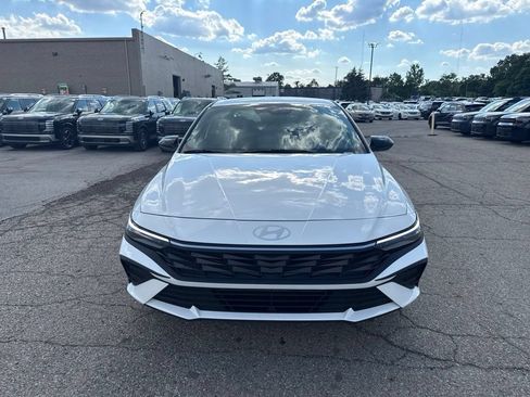 Certified 2026 Hyundai Elantra Sport FWD image 8