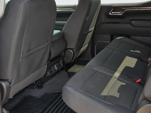 Used 2024 Chevrolet Silverado 1500 LT AWD/4WD image 35