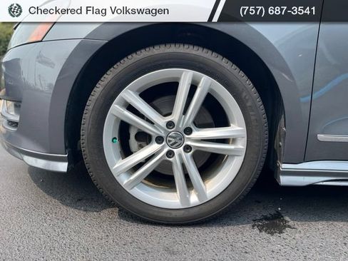 Used 2015 Volkswagen Passat TDI SEL Premium FWD image 5