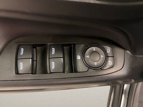 Certified 2023 Chevrolet Equinox LT FWD image 16