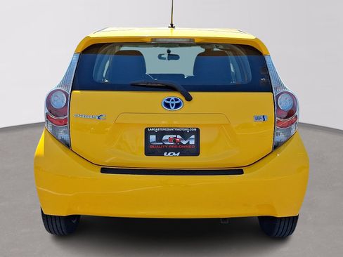 Used 2014 Toyota Prius C Two FWD image 6