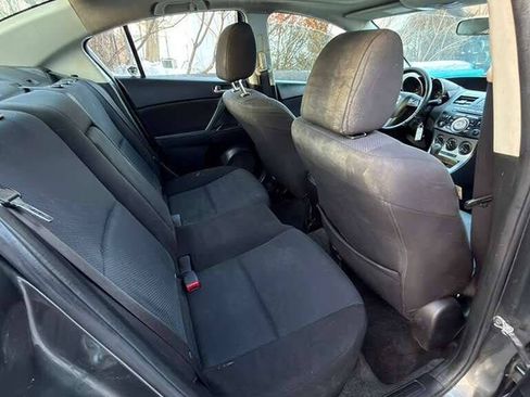 Used 2010 MAZDA MAZDA3 i Touring image 23