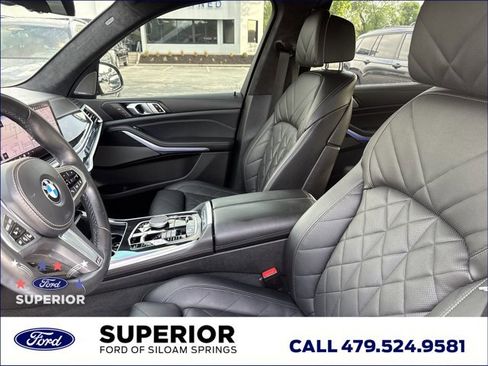Used 2024 BMW X7 xDrive40i w/ M Sport Package AWD/4WD image 6