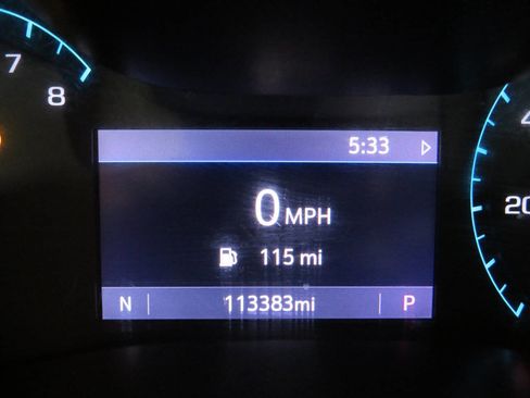 Used 2019 Chevrolet Colorado LT image 13