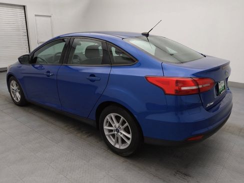 Used 2018 Ford Focus SE image 3