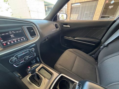 Used 2022 Dodge Charger SXT RWD image 36