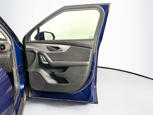 Used 2023 Chevrolet Blazer LT image 30