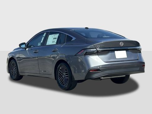 New 2027 Nissan Sentra SV w/ Floor Mat Package FWD image 2