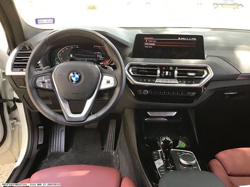 Used 2024 BMW X3 sDrive30i w/ Convenience Package w/ZPA RWD image 12