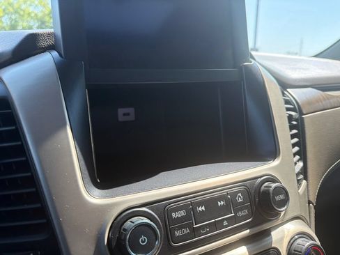 Used 2019 GMC Yukon Denali w/ Denali Ultimate Package AWD/4WD image 34