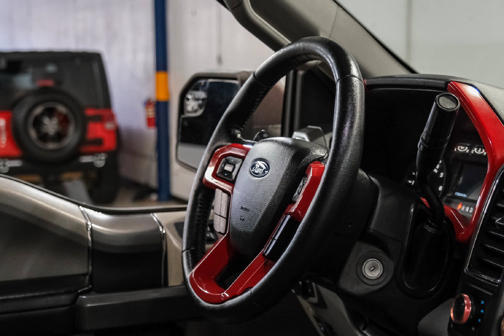 Used 2019 Ford F150 XLT w/ Equipment Group 302A Luxury AWD/4WD image 14
