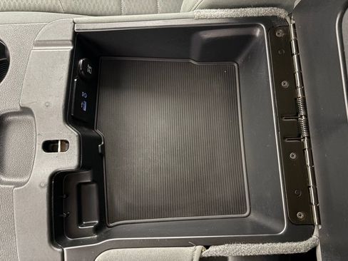 Used 2017 RAM 1500 Tradesman w/ Popular Equipment Group AWD/4WD image 31