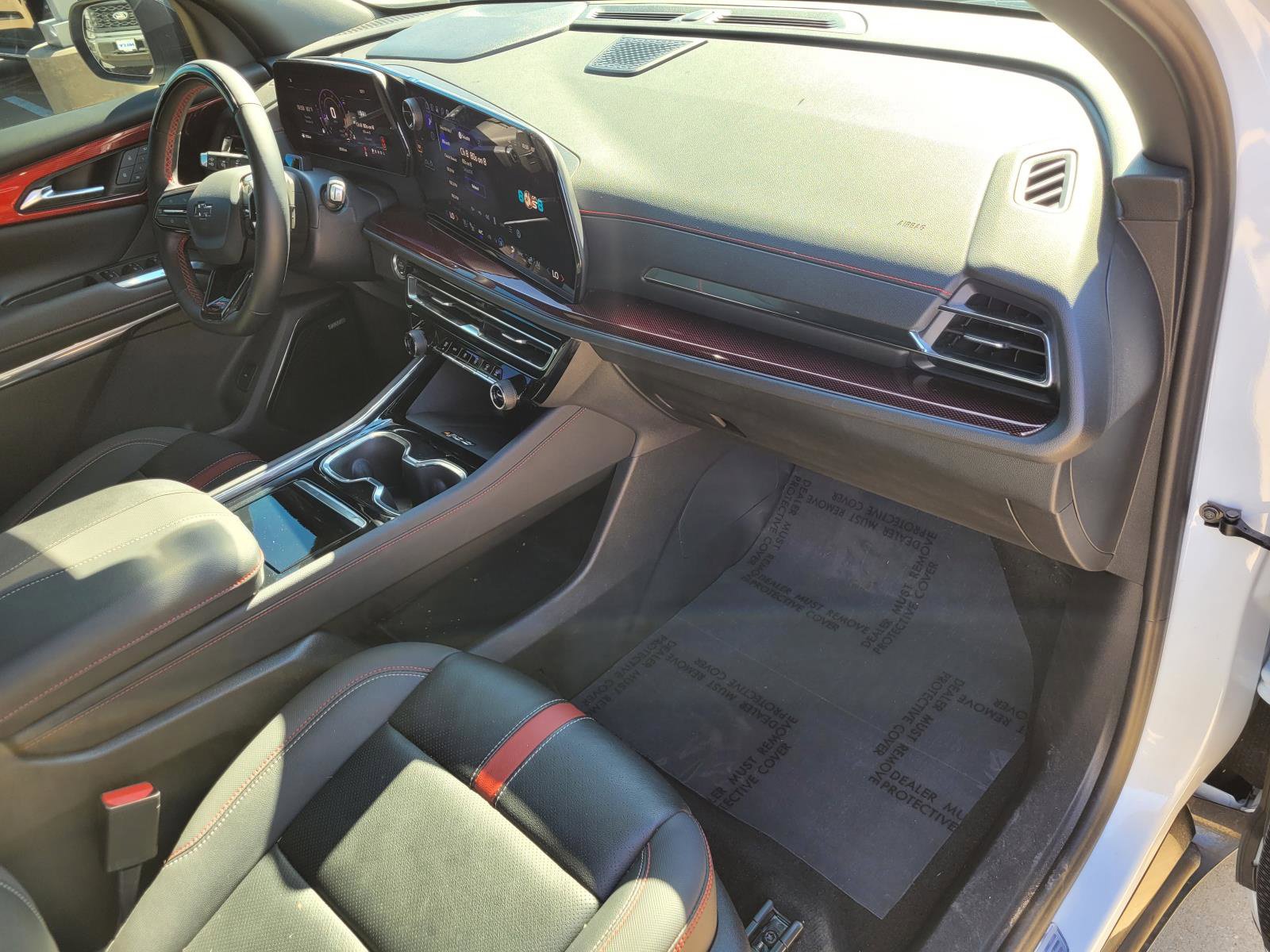 Used 2026 Chevrolet Traverse RS FWD image 10