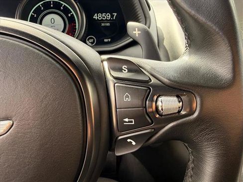 Used 2017 Aston Martin DB11 V12 RWD image 18