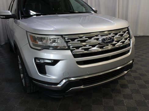 Used 2018 Ford Explorer Limited image 34