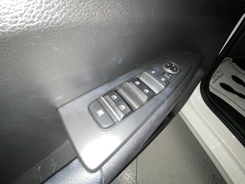 Used 2023 Kia Forte LXS FWD image 13