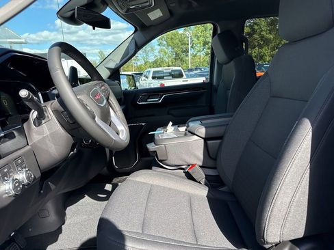 New 2026 GMC Sierra 1500 Elevation image 9