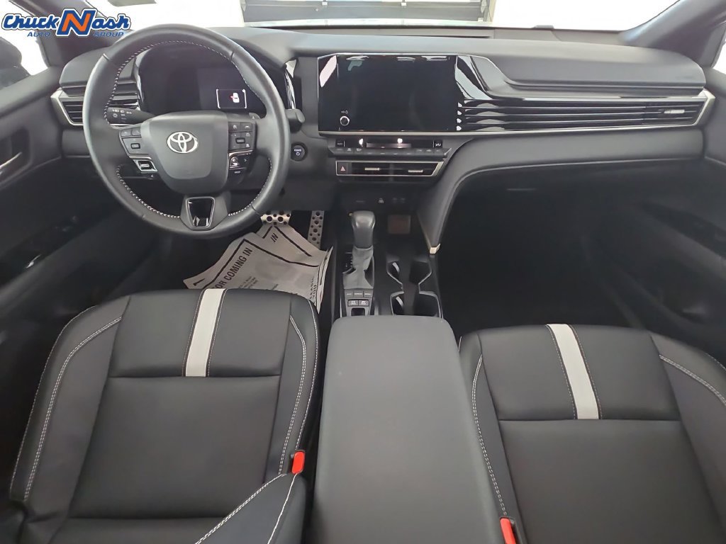 Used 2026 Toyota Camry SE FWD image 25