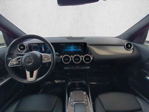 Used 2021 Mercedes-Benz GLA 250 4MATIC image 17