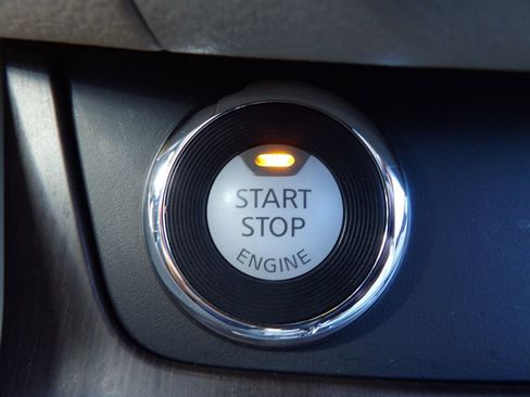 Used 2019 Nissan Murano Platinum w/ Cargo Package image 23