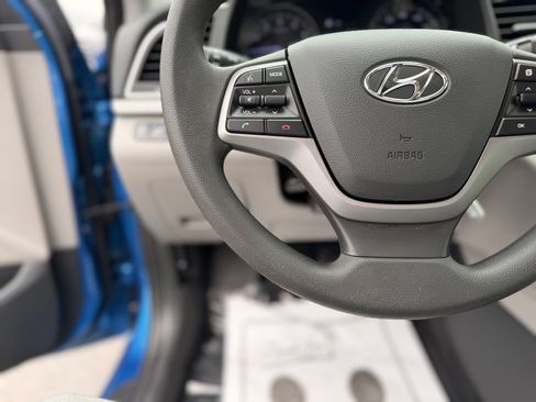 Used 2018 Hyundai Elantra SEL FWD image 17