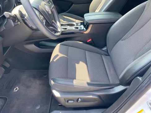Used 2022 Buick Envision Preferred FWD image 16