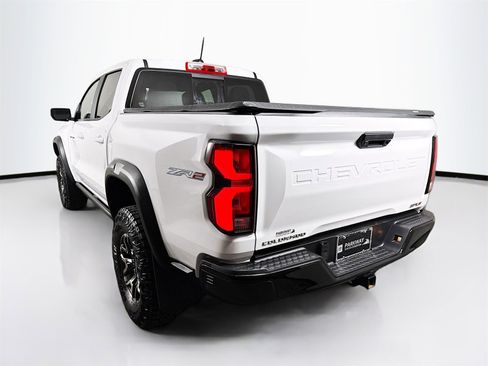 Used 2024 Chevrolet Colorado ZR2 image 5