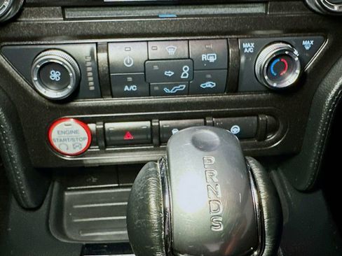 Used 2016 Ford Mustang Coupe RWD image 14