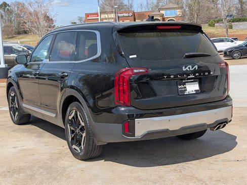 Used 2023 Kia Telluride S w/ S Sunroof Package image 12